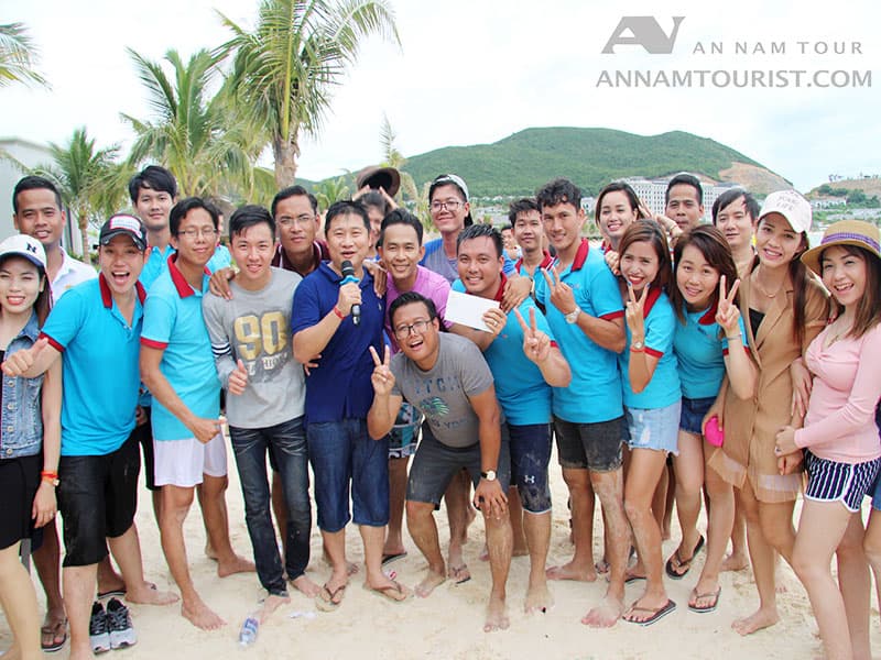 team-building-05.jpg (157 KB)